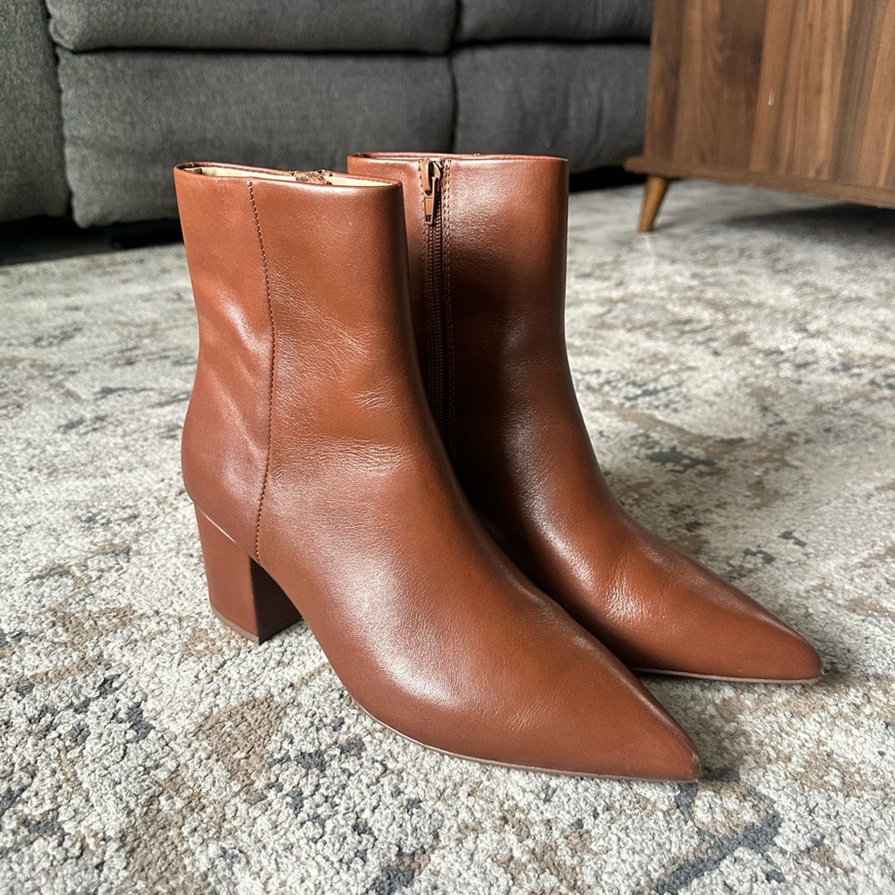 Steve Madden Women’s Ankle Boots / Booties Size 9.5 Medium - Block Heel - Cognac